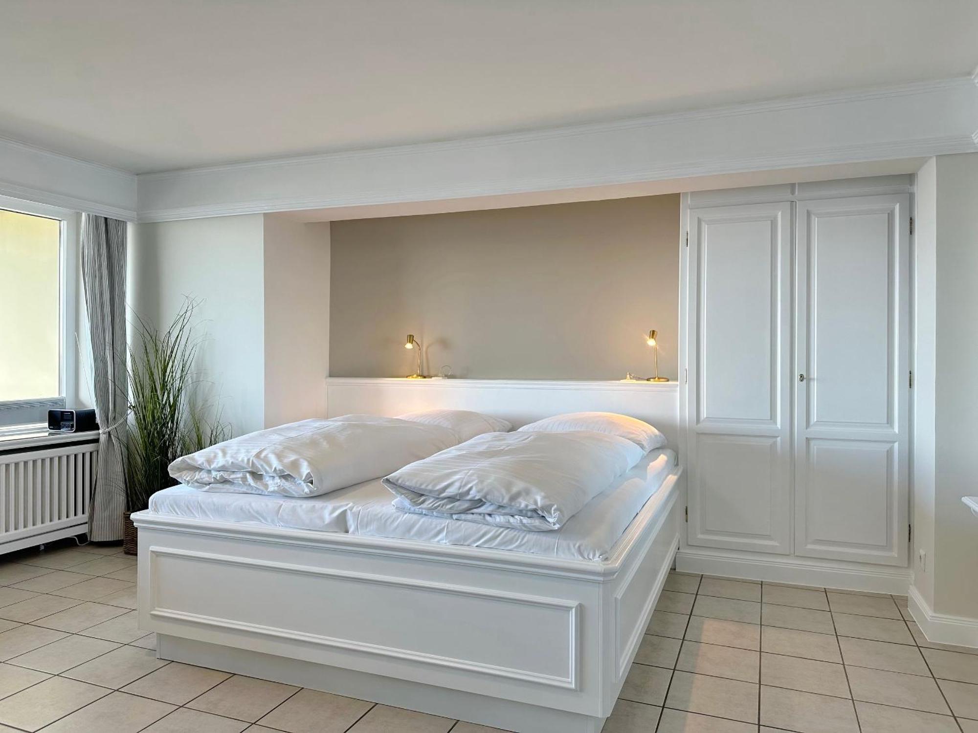 Metropol, Whg 8, Seeseite Apartment